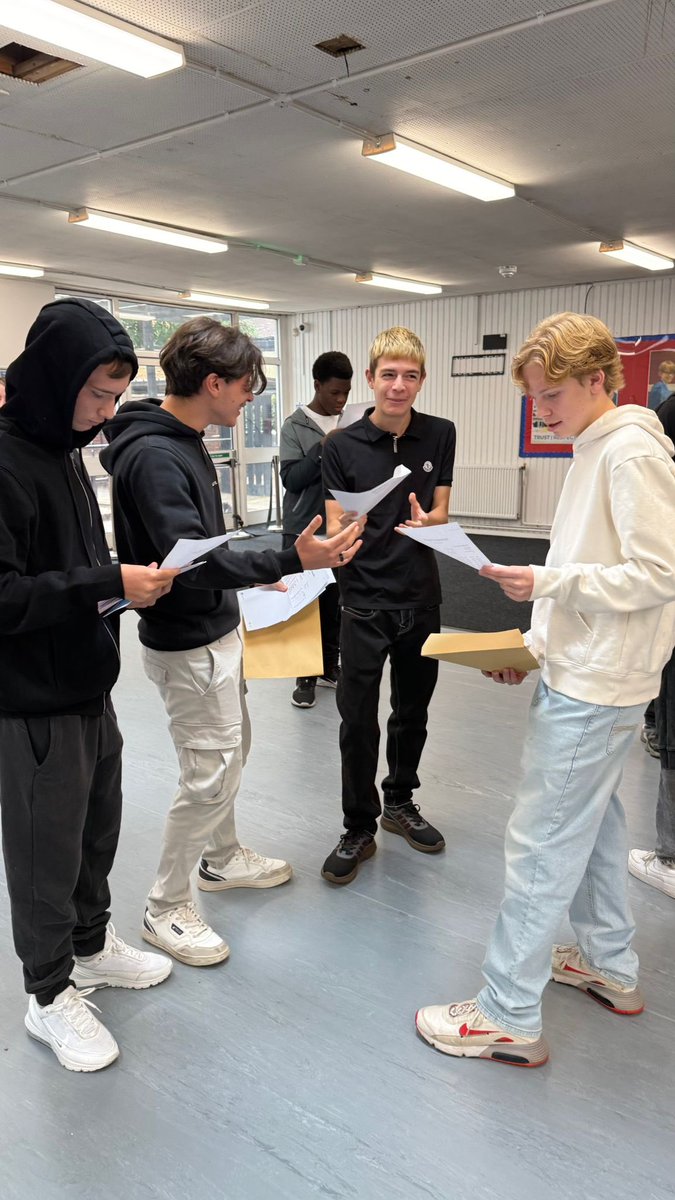 Orion Coopers School tweet media