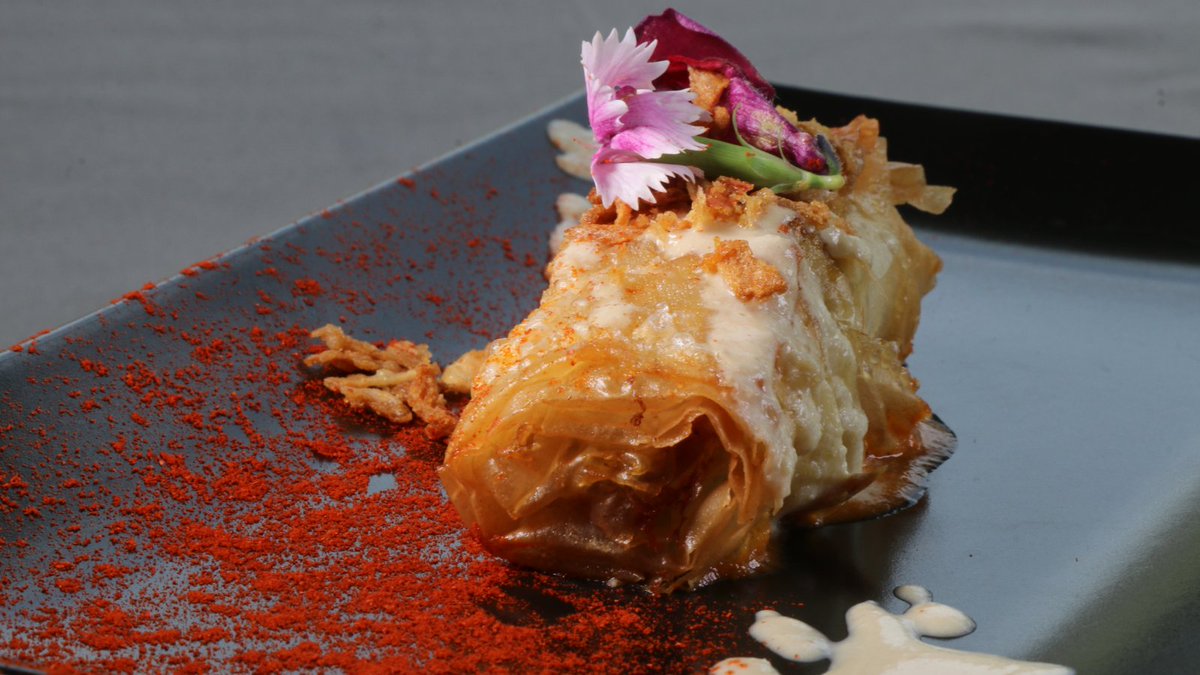 ✨ Nada como salir de #tapeo por #Ávila: sabores únicos, #tradición en cada #bocado y rincones con encanto que invitan a disfrutar. 

Instagram instagram.com/avilaentapas_/
Facebook facebook.com/AvilaEnTapas