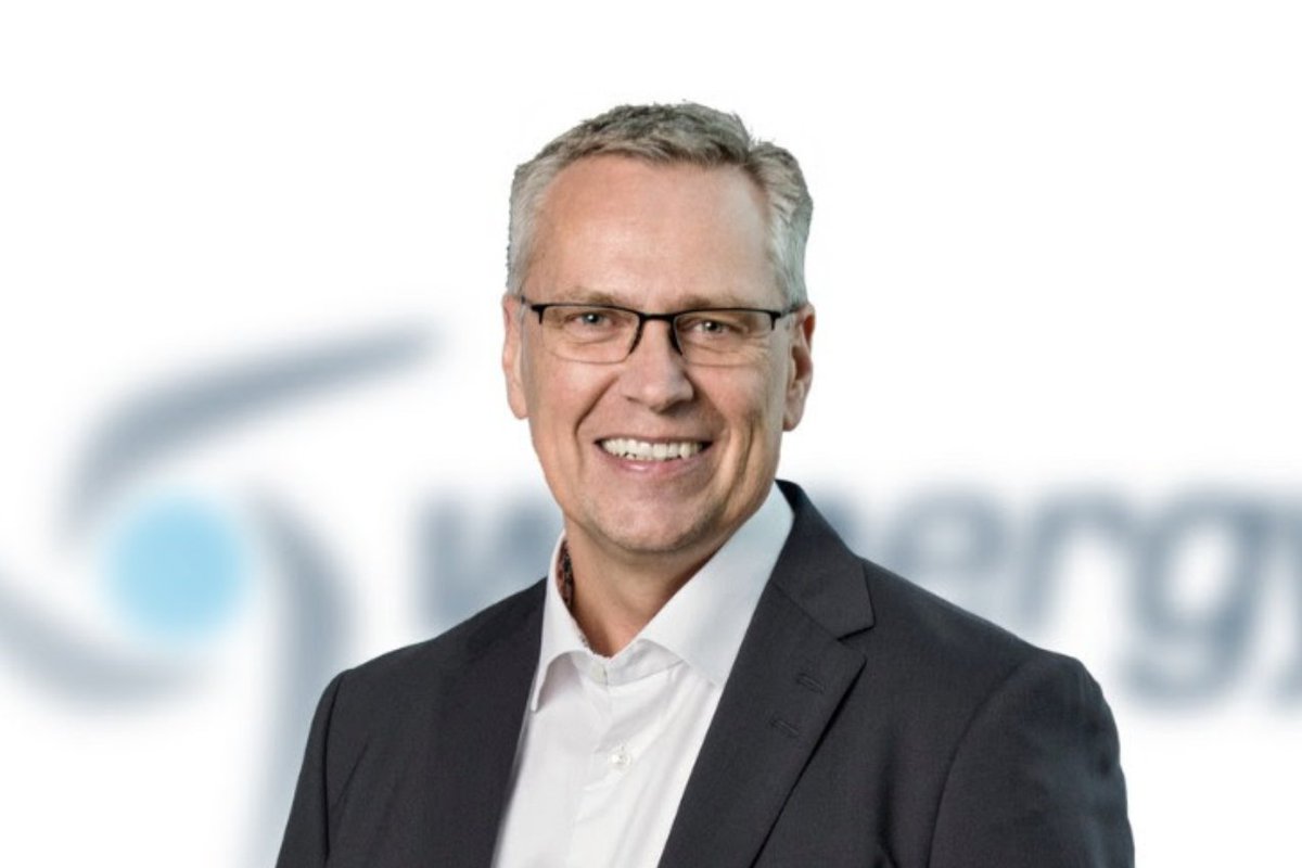 German drivetrain specialist Flender has named Vestas veteran Tommy Rahbek Nielsen as the new president of its Winergy wind business segment #renewables #windpower tinyurl.com/5xf6khxn