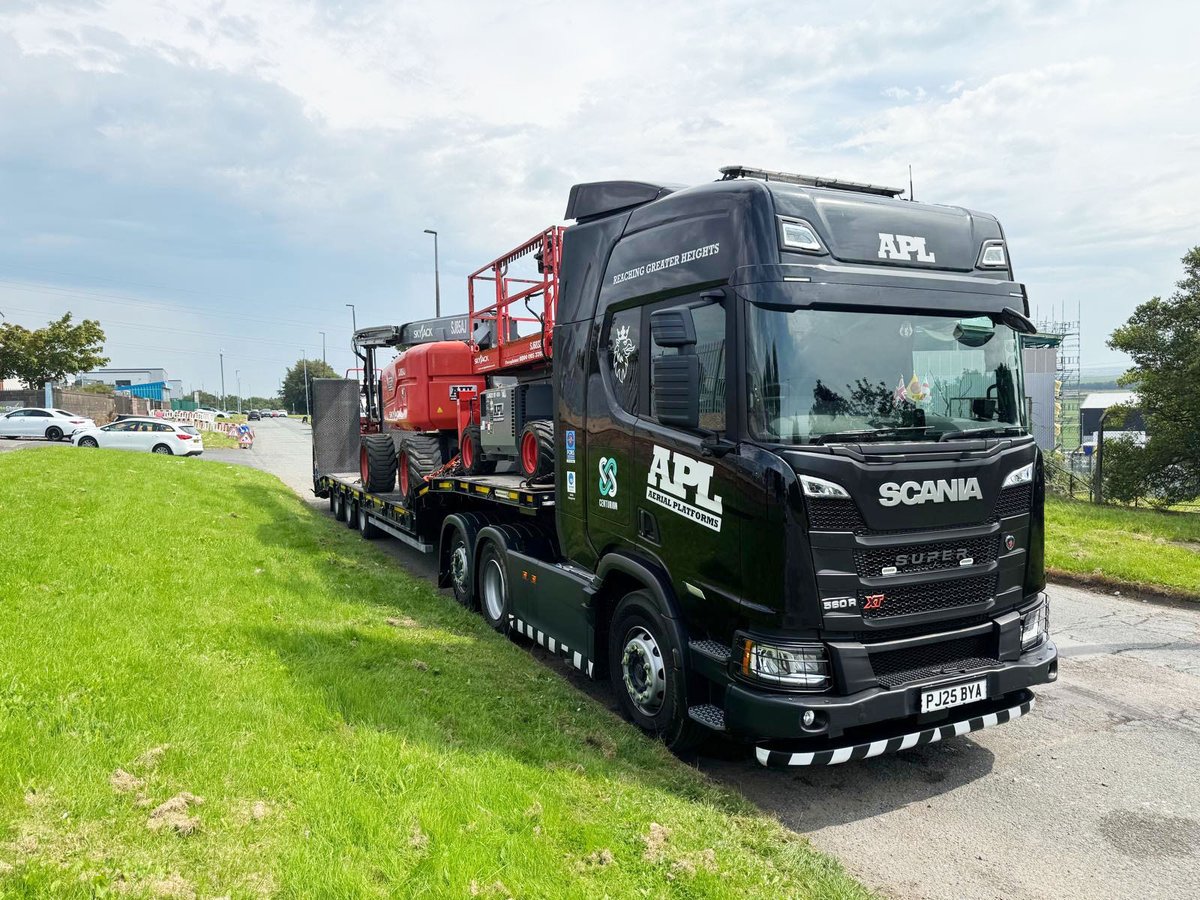 AerialPlatform1's tweet image. Another job well done! 💪

Our #Skyjack SJ85AJ has recently wrapped up a successful project in #Blackburn and has now been collected from site.   

Looking to hire #poweredaccess for your next project? Get in touch today on 0800 085 3709 or email at info@aerialplatforms.co.uk.