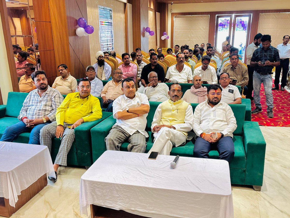 Ramniwas4bjp's tweet photo. 🌊 जल ही जीवन – जल ही स्वास्थ्य 🌊
बैढ़न, सिंगरौली में जलक्रांति स्थापना दिवस सम्मान समारोह में सम्मिलित होकर Kangen Water के एंटीऑक्सीडेंट, अल्कलाइन व माइक्रोक्लस्टर जल के महत्व पर विचार साझा किए।
💧 Change Your Water… Change Your Life
#JalKranti #HealthyLiving #EcoFriendly #Singrauli