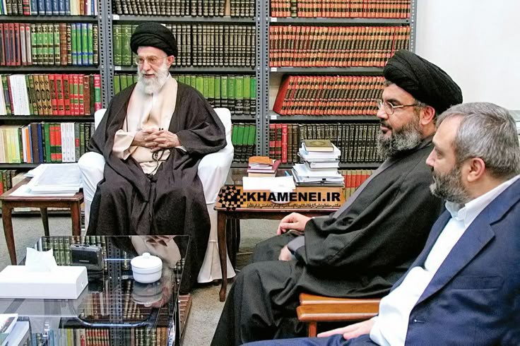 قادة المجد ♡
#نحن_عشاق_الولاية