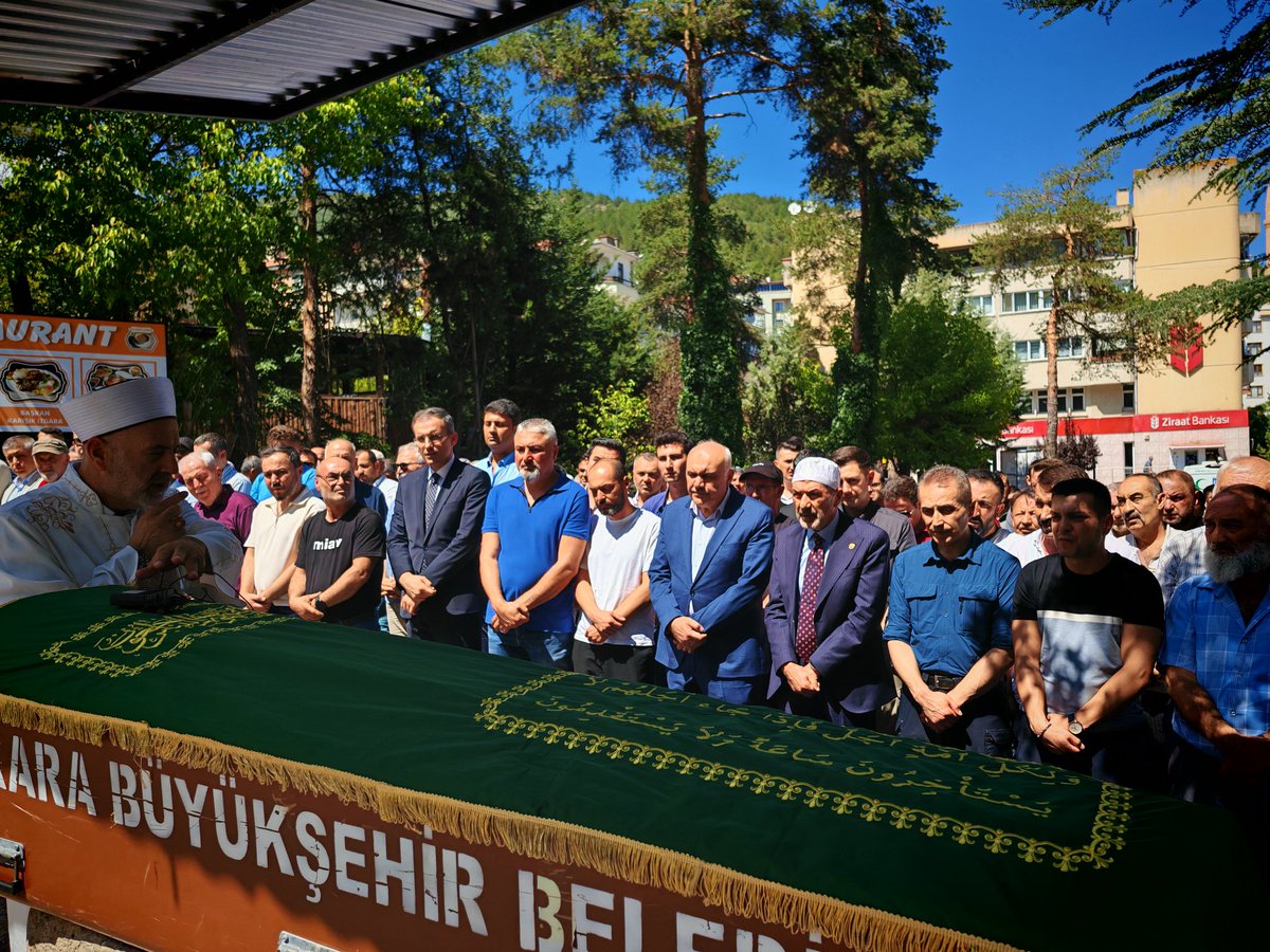 “Her canlı ölümü tadacak ve sonunda dönüp huzurumuza geleceksiniz.”
Ankebut - 57

Hüseyin Erbaş abimizi dualarla Hakk’a uğurladık.

Merhum abimize Allah’tan rahmet, ailesi ve yakınlarına başsağlığı diliyorum.