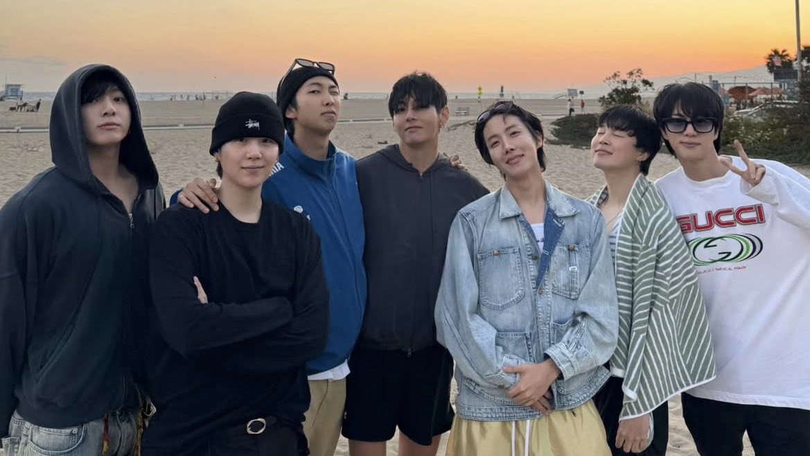 archivesofkook's tweet photo. my babies https://t.co/D9TEL7qAKU