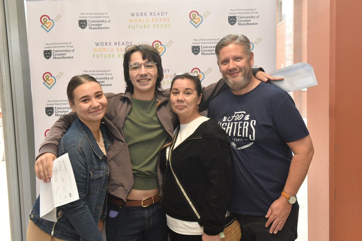 BoltonCollege's tweet photo. Well done to our student, Piotr Halama, who’s celebrating a Grade 5 in both Maths &amp; English this GCSE Results Day! 🎉 He thanks his teachers - Nazir in Maths, and Sophie &amp; Laura in English - for their support. Such a proud moment!
👏 #GCSEResultsDay https://t.co/938NgsMdbs