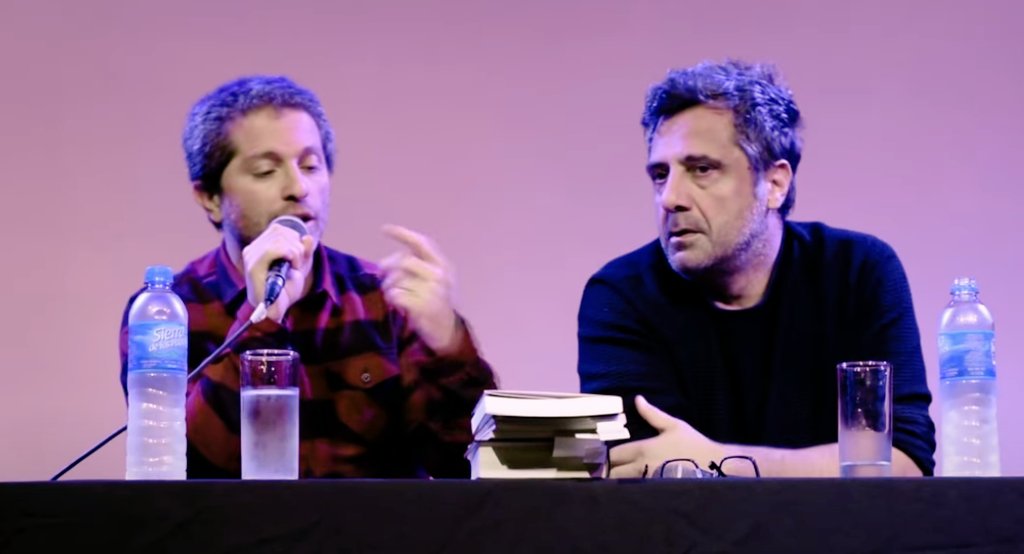 Junto a Diego Singer [<a href="/TallerFilosofia/">Diego Singer</a>], conversando en <a href="/JjCircuito/">JJ Circuito Cultural</a> sobre Borges, Kant y las contorsiones del espacio. Comparto el video de nuestra charla: youtube.com/watch?v=Ki0yXk… Gracias, Diego, por el espacio y la buena onda.