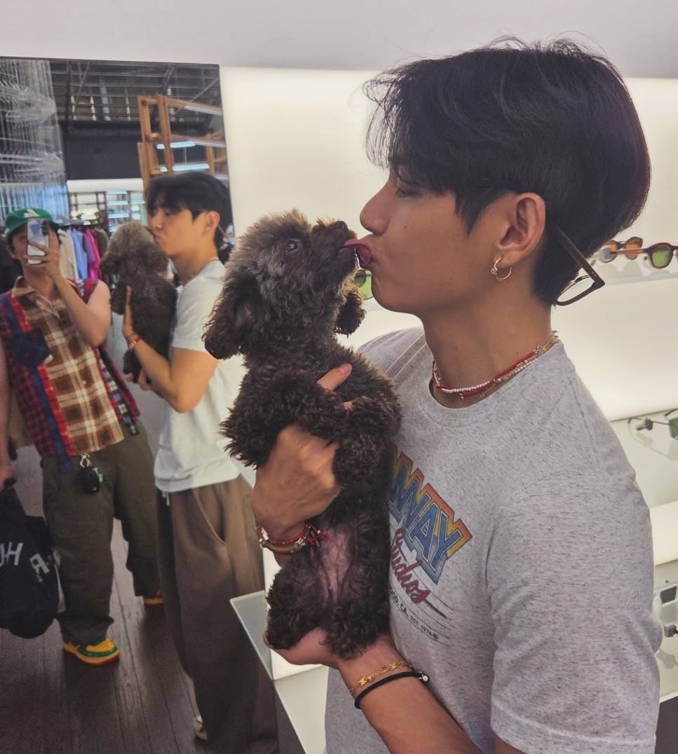 ๋ค๋คโ
๐ฟ๐๐๐ฟ๐ป๐ด ๐ป๐ฐ๐๐๐ ๐ต๐พ๐๐ด๐ฝ๐ด๐โ๏ธ (@nene3v) on Twitter photo ใใใใจใ๏ผ๏ผ
ใใใใฎๅฅฝใใชใใโกJHOPE
WE LOVE YOU KIM TAEHYUNG
I vote #NETIZENSREPORT #KIMTAEHYUNG for Asian Celebrity of the Year #ACOTY2025 #ACOTY2025NOMINEE
<a href="/thenreport/">The Netizens Choice Magazine</a> ใใใใจใ๏ผ๏ผ
ใใใใฎๅฅฝใใชใใโกJHOPE
WE LOVE YOU KIM TAEHYUNG
I vote #NETIZENSREPORT #KIMTAEHYUNG for Asian Celebrity of the Year #ACOTY2025 #ACOTY2025NOMINEE
<a href="/thenreport/">The Netizens Choice Magazine</a>