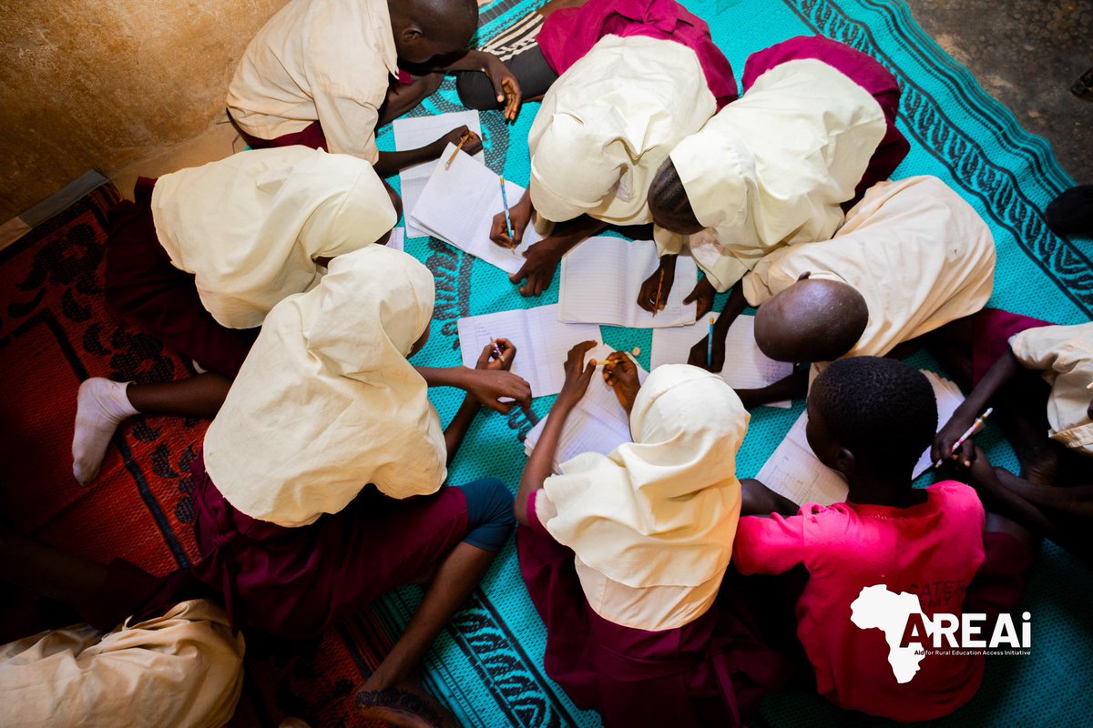 Areai4Africa's tweet photo. Have you ever wondered what the FastTrack learning experience feels like?
#AREAi #AREAi4Africa #LearningWithoutBarriers #FastTrack #FoundationalLearning #FoundationalSkills #EducationInIDPs #LiteracyForEveryChild #Literacy #Numeracy #EducationForAll https://t.co/sEsdGj6C1A