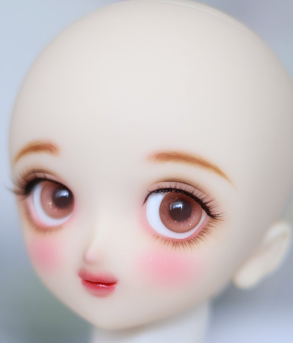 메이크업 문의가 있어 안내드려요☺️
제가 바쁘지았으면 상시로 계속 받고있습니다!
작업양이 많으면 거절될 수 있는점 양해부탁드려요🥹
사진은 최근 작업사진들입니다🩷
타래로 가격과 안내 붙여둘게요☺️