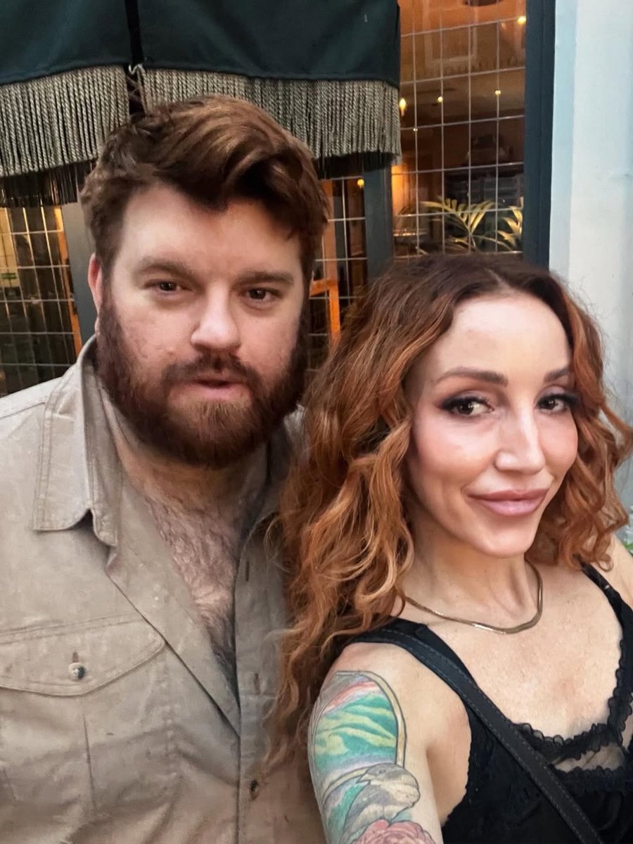 Ashley Monroe tweet media