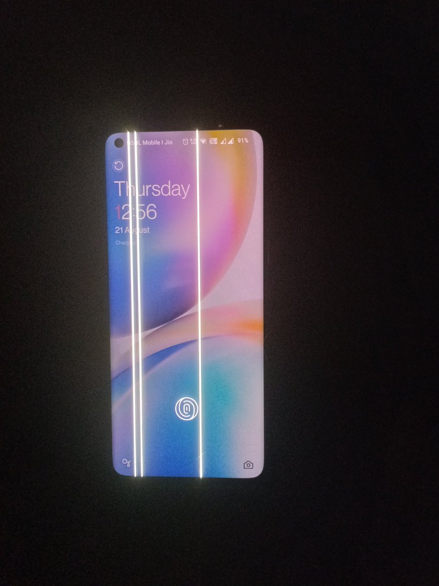 sreerajaps's tweet image. The timeline of failure:
➡️ Paid ₹13,500 for 1st repair. It failed.
➡️ 2nd repair (FOC). It failed.
➡️ 3rd repair (FOC). It failed again.
This is a clear violation of India's Consumer Protection Act. #OnePlus8 #DisplayFailure #TechFailker