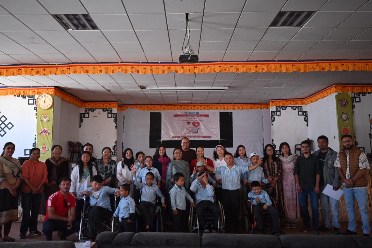 DIPR Leh (@diprleh) on Twitter photo The Department of Social Work, EJM College celebrated Indian Social Work Day today as a concluding event of the 6th National Social Work Week, 2025.
Read more on our Facebook Page.
facebook.com/share/p/1LFvXF…
<a href="/MIB_India/">Ministry of Information and Broadcasting</a> <a href="/PIB_India/">PIB India</a> <a href="/DIPR_Ladakh/">DIPR Ladakh</a> <a href="/DIPR_Kargil/">DIPR Kargil</a> <a href="/ddnewsladakh/">DD NEWS LADAKH</a> The Department of Social Work, EJM College celebrated Indian Social Work Day today as a concluding event of the 6th National Social Work Week, 2025.
Read more on our Facebook Page.
facebook.com/share/p/1LFvXF…
<a href="/MIB_India/">Ministry of Information and Broadcasting</a> <a href="/PIB_India/">PIB India</a> <a href="/DIPR_Ladakh/">DIPR Ladakh</a> <a href="/DIPR_Kargil/">DIPR Kargil</a> <a href="/ddnewsladakh/">DD NEWS LADAKH</a>