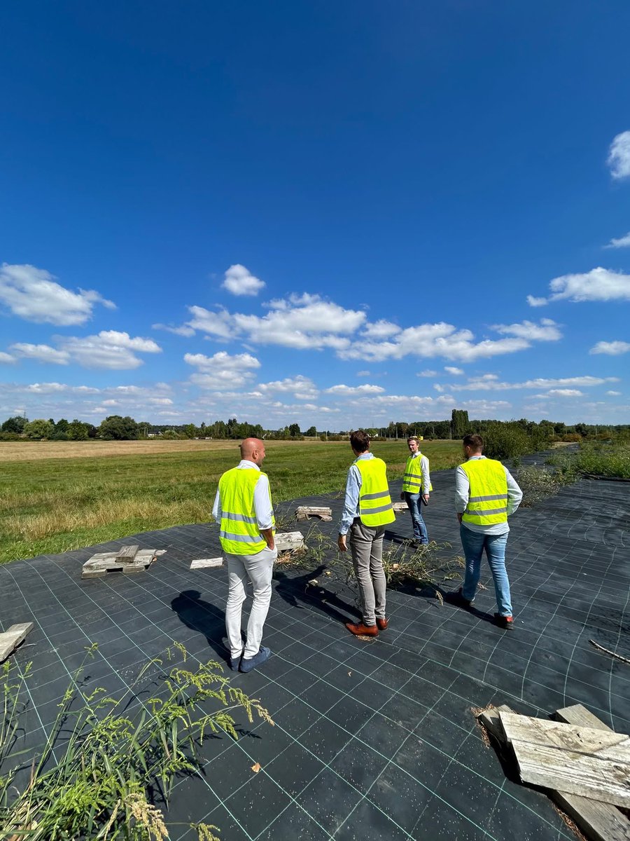 Deze  week bezocht ik in kader van de <a href="/VOKA_Limburg/">Voka - KvK Limburg</a> - zomerstages transportbedrijf MTL-Pans (site Halen). MTL-Pans toont hoe creatief en strategisch ondernemerschap je een plek biedt in een concurrentiële sector. Super boeiende dag!