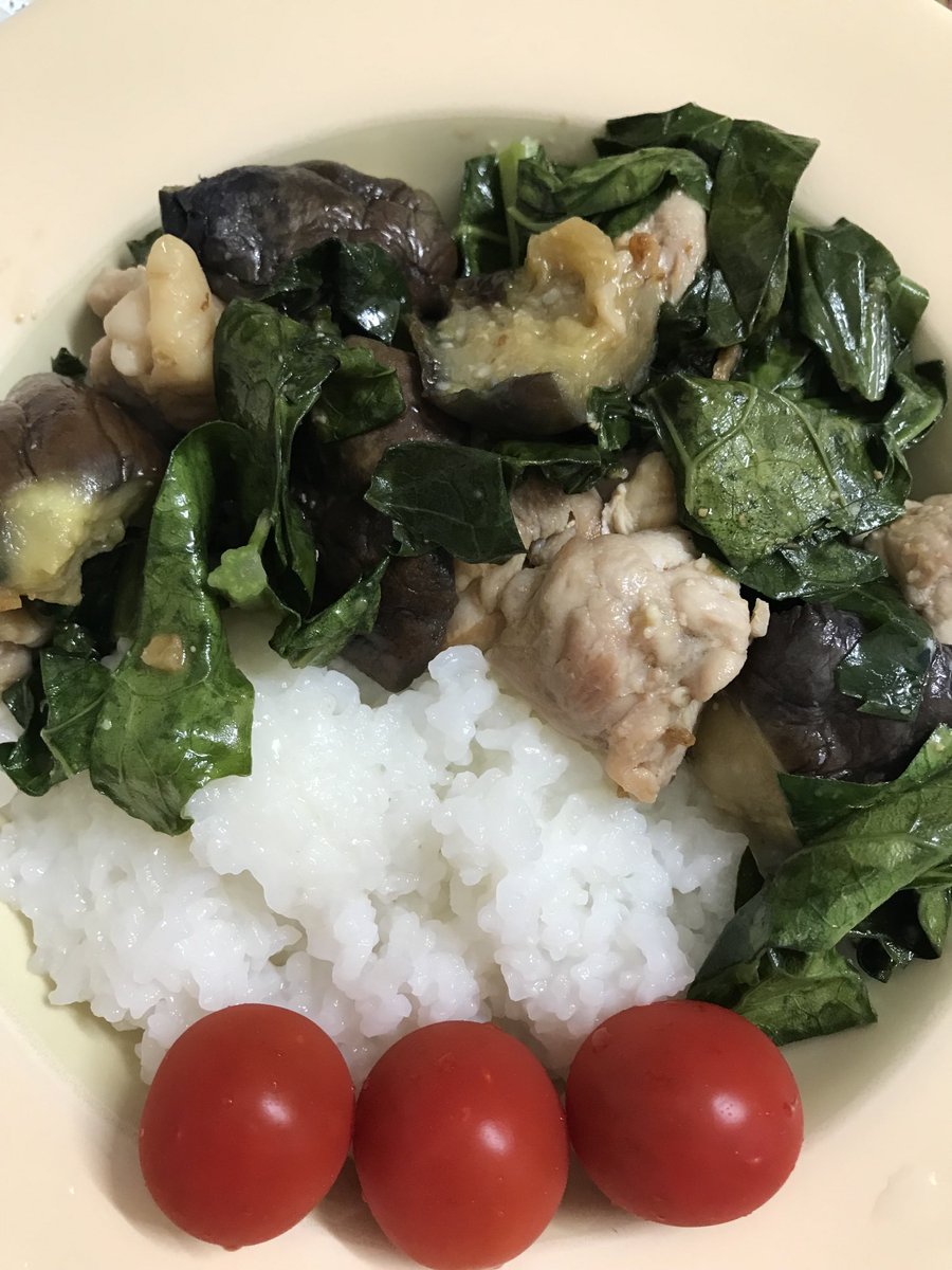 ケールと鶏肉の味噌炒め、茄子も入れて、こんな感じになりましたーw