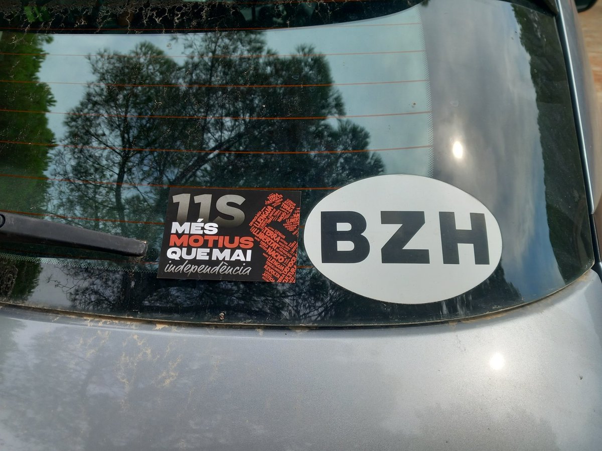 Més que un turista a #Catalunya
Ouzhpenn un tourist e #Katalunia
(Plus qu'un touriste en Catalogne)
✊️ #Bretanya