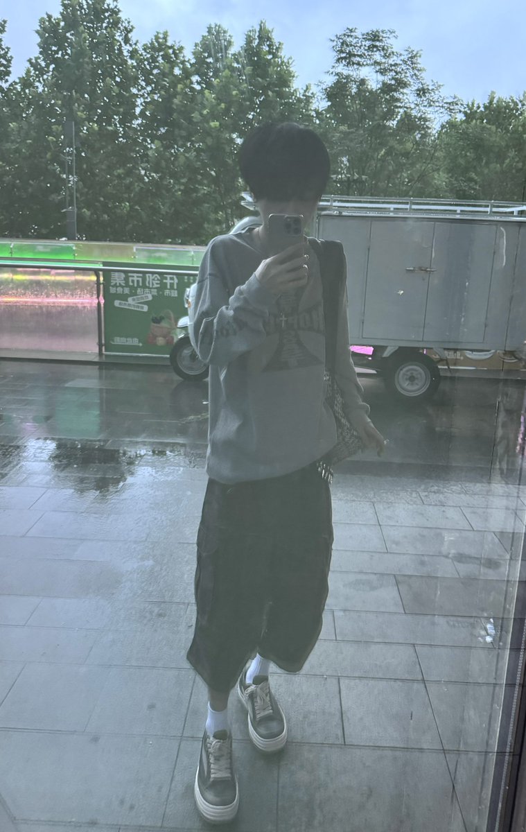 JunLin11115's tweet photo. 逛吃玩， https://t.co/oNHuGuLvc2