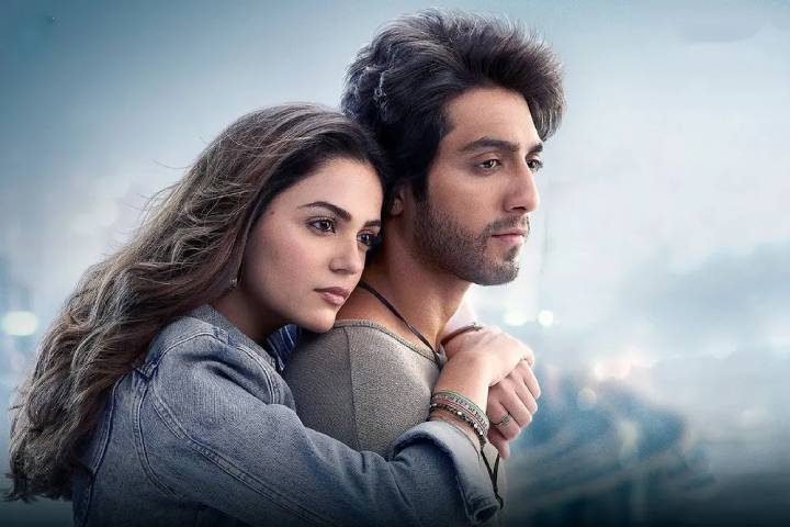 SacnilkEntmt's tweet photo. #Saiyaara tops 550 crores gross collection at the worldwide box office, becomes the 26th Indian movie to achieve the feat.
🔗 https://t.co/FCRTY08Gax
#AhaanPandey | #AneetPadda | #MohitSuri | #SaiyaaraMovie | #YRF | #YRfStudio | #SaiyaaraBoxOffice | #KrishAndVaani | #SaiyaaraFever | #RomanticDrama | #YashRajFilms