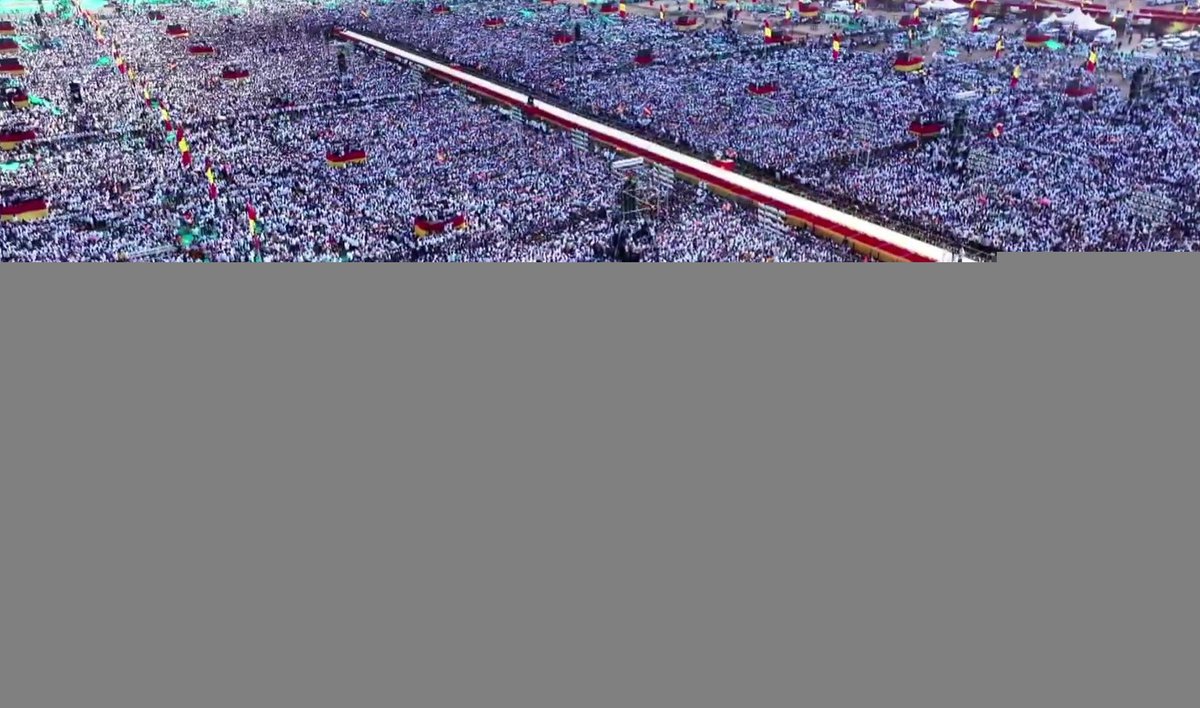 இதான் தமிழ்நாட்டோட மிக பெரிய மாநாடா? 
Looks So Huge and Historic 
 #TVKMaduraiManaadu #TVKVijay #TVKMaanadu