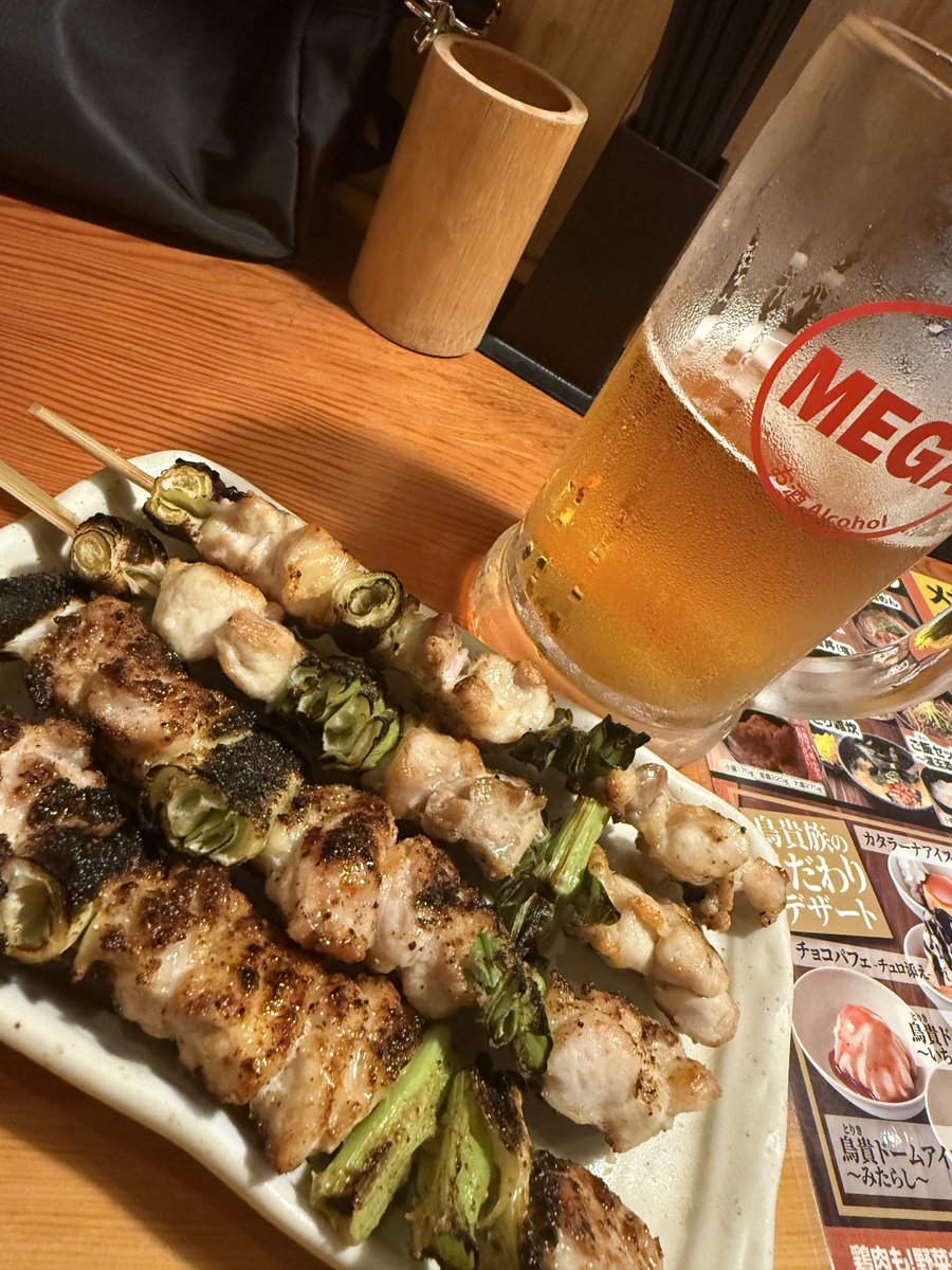 ここ最近の休日は家事メインになりがちですが、おかげで洗濯・掃除スキルが上がっていくのを実感しています。
家族が夜勤なので、ひとりトリキで乾杯🍺