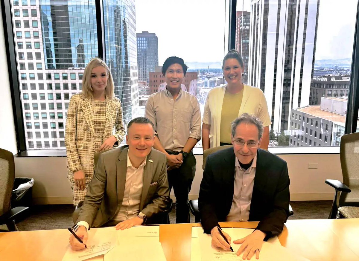 SpaceWatch.Global (@spacewatchgl) on Twitter photo AstroAgency Expands With U.S. Partnerships
<a href="/theAstroAgency/">AstroAgency</a> signs MOUs with Voyager Technologies & Cislunar International, boosting North American ties and planning a new office.
Read more: spacewatch.global/2025/08/astroa…
#SpaceNews #AstroAgency #SmallSat #SpaceIndustry AstroAgency Expands With U.S. Partnerships
<a href="/theAstroAgency/">AstroAgency</a> signs MOUs with Voyager Technologies & Cislunar International, boosting North American ties and planning a new office.
Read more: spacewatch.global/2025/08/astroa…
#SpaceNews #AstroAgency #SmallSat #SpaceIndustry
