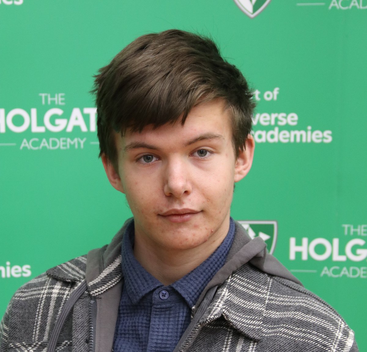 Congratulations to Alfie, who achieved a grade 9, four grade 8s, two grade 7s, and one grade 6. He will be joining our sixth form to study maths, further maths, physics, and chemistry.
Best of luck for the future!