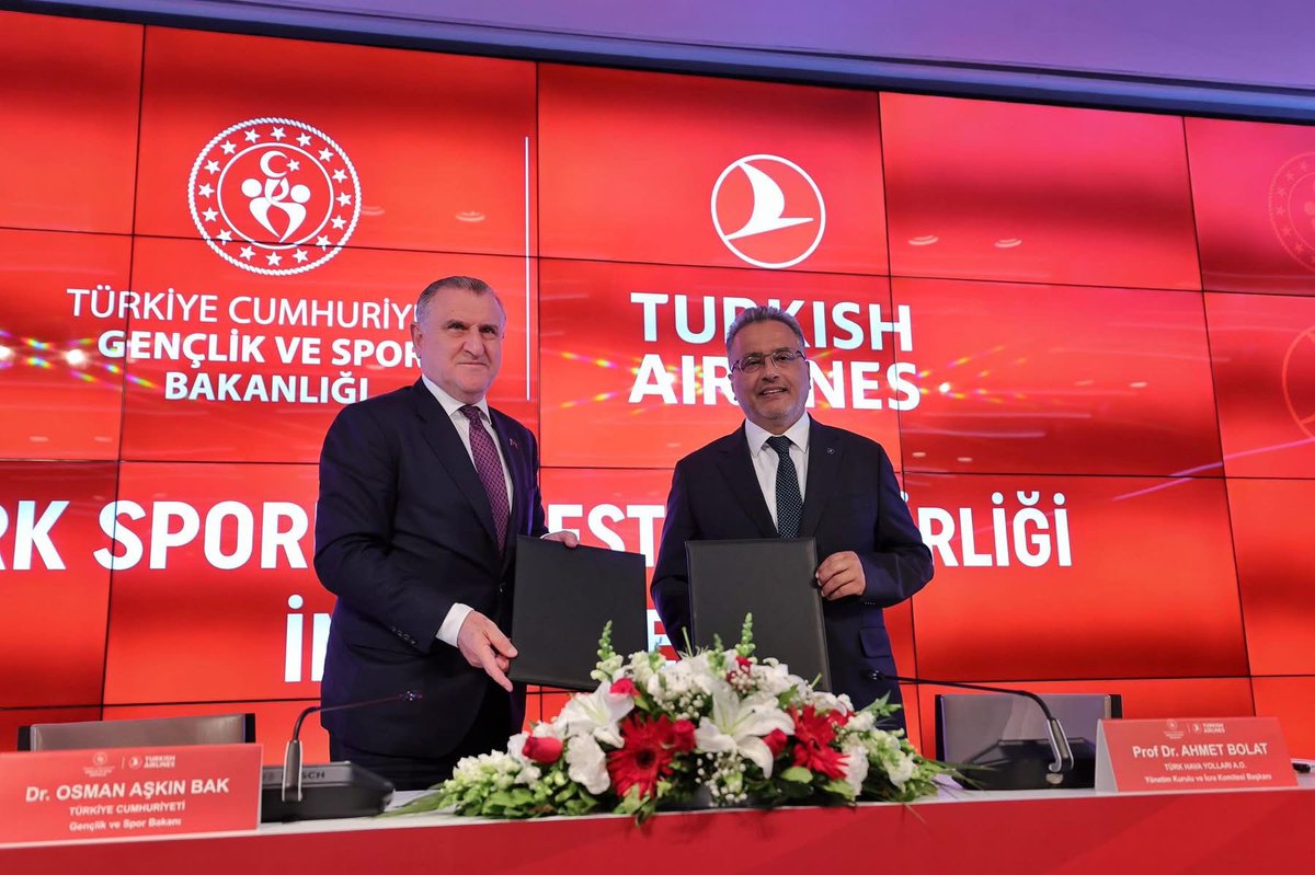 Türk Sporu İçin Önemli İş Birliği

Gençlik ve Spor Bakanlığımız ile Türk Hava Yolları arasında “Türk Sporuna Destek ve İş Birliği Protokolü” 21 Ağustos 2025 tarihinde İstanbul’da düzenlenen törenle imzalandı.

İmza törenine Gençlik ve Spor Bakanımız Dr. Osman Aşkın Bak, Türk Hava