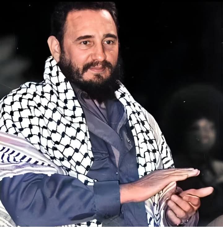 "No soy antisemita, pero estoy en contra del sionismo. El sionismo es una forma de racismo". Fidel 
#FreePalestine 🍉🇵🇸