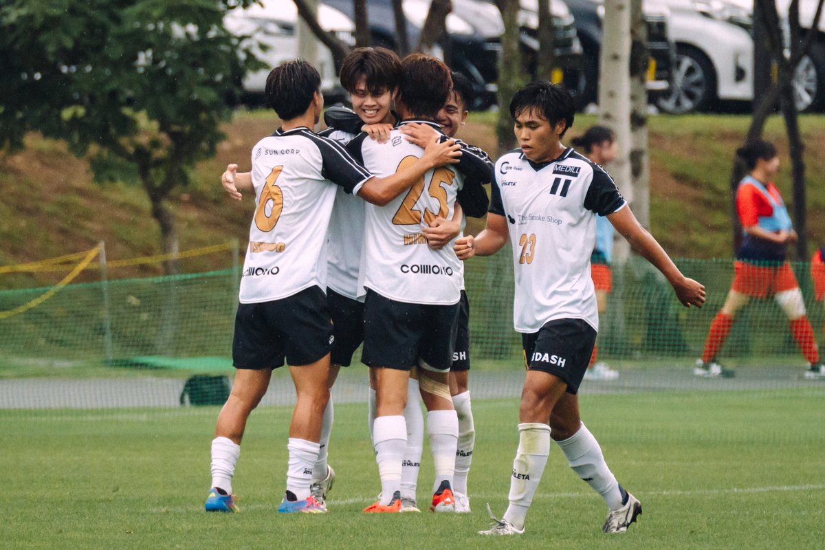 BtopHokkaido's tweet photo. 【試合フォト📸】
2025.8.17(日)
2025 年 第 48 回 北海道サッカーリーグ 第9節
vs #sabas
試合の様子をお届けします✨
応援してくださった皆様
熱い声援をありがとうございました🔥
#BTOP #BTOP2025 #BTOPMatch https://t.co/RGlFCtlW5O