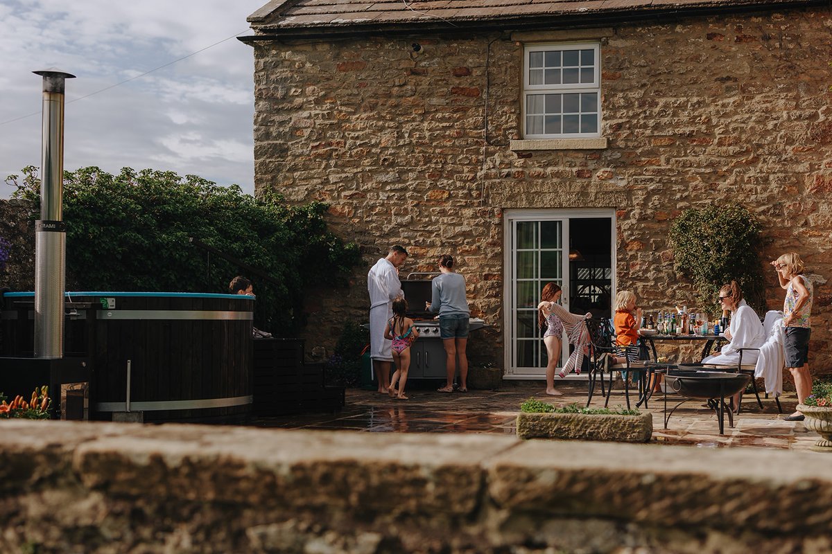 Nothing beats quality time with loved ones, delicious meals and relaxing in a Kirami hot tub.🛁🔥

Check the link in our bio for more information.

#KiramiUK #HolidayVibes #SoakTime #FamilyAboveAll #CosyWarmth