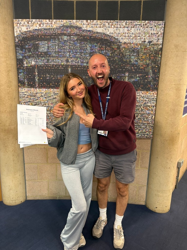 Congratulations to all our Year 11 students who opened their GCSE results this morning.

We are now enrolling students into our outstanding Sixth form. If you've opened up your results today, head down to Debden this afternoon to enrol! 

#BEyourownfuture
#BEoutstanding