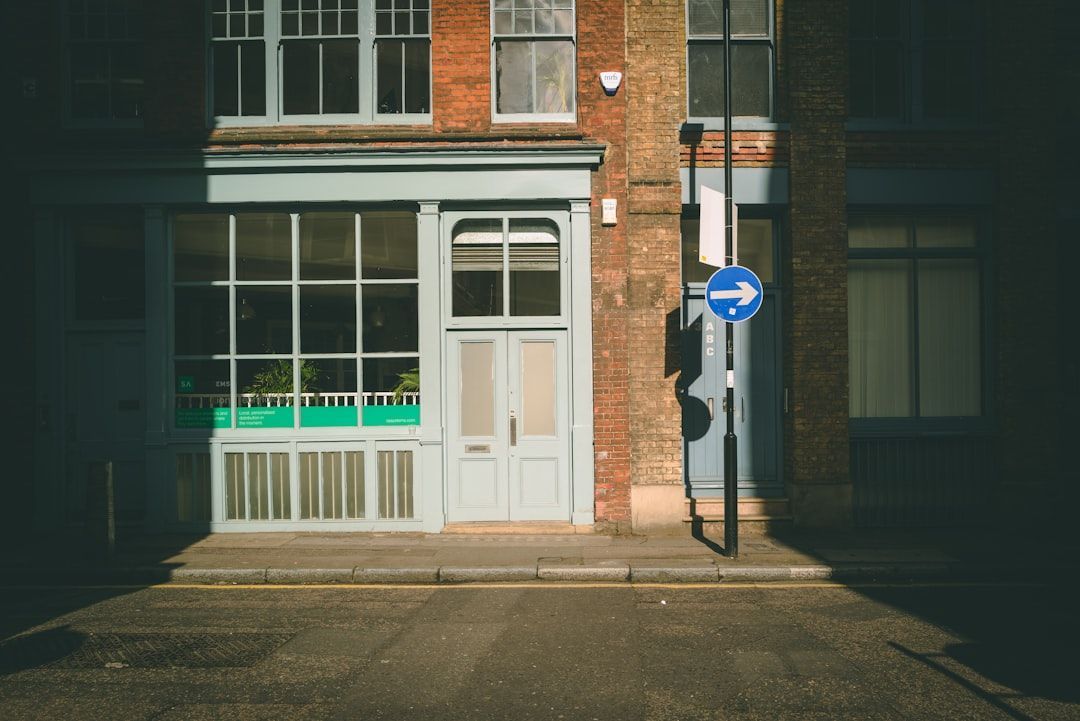 QMULStopSmoking's tweet photo. ๐ Drop-in Today: Queens Road Family Hub (1โ5pm)
No booking neededโjust walk in and get support to quit smoking.
Free NRT, e-cigarettes, and expert advice.
#QuitRight #TowerHamletsHealth #StopSmokingToday https://t.co/kxpv0RyOEf