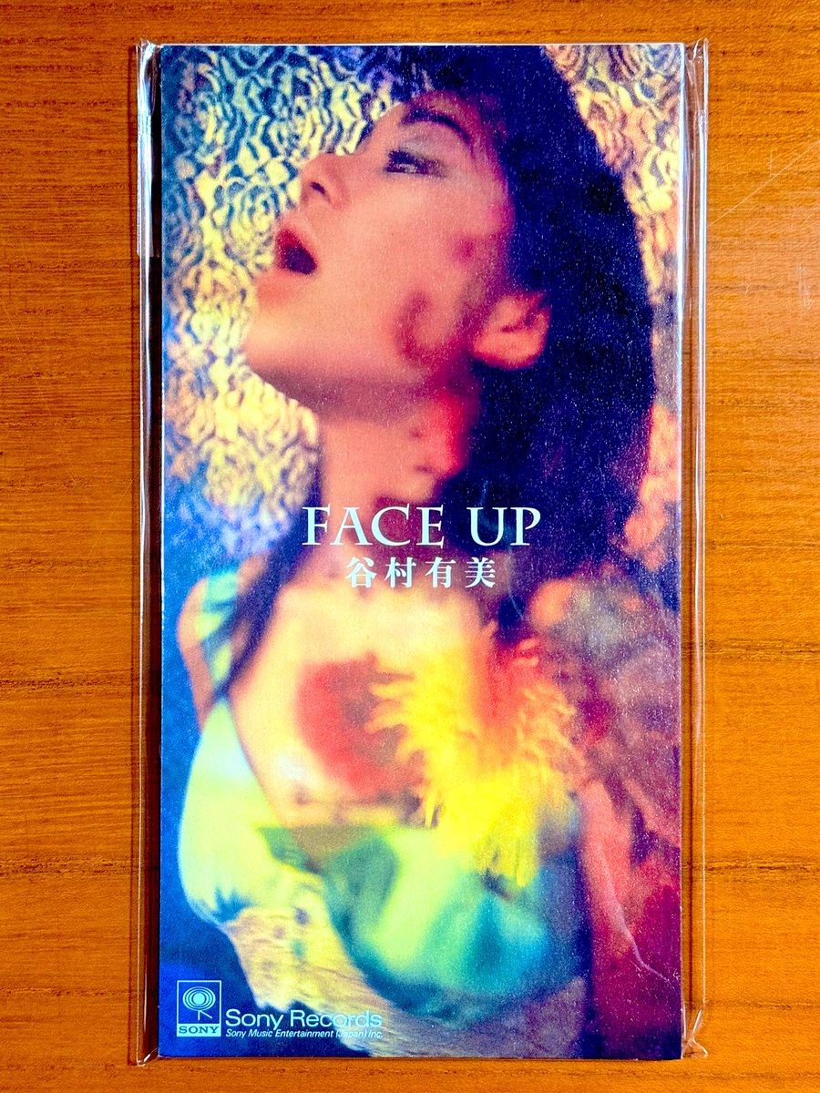 astromaniax26's tweet image. 本日で発売から28年！

1997年8月21日 発売

【FACE UP/谷村有美】

告知ポスターとCD

オリコン最高23位

前向きでホッコリする楽曲♪

この曲がのちに収録される
オリジナルアルバム
『Daybreak』すごく名盤です

#谷村有美
#FACEUP
#24thシングル
#8cmシングル
#8cmCD
#SONY
#ポスターとCD