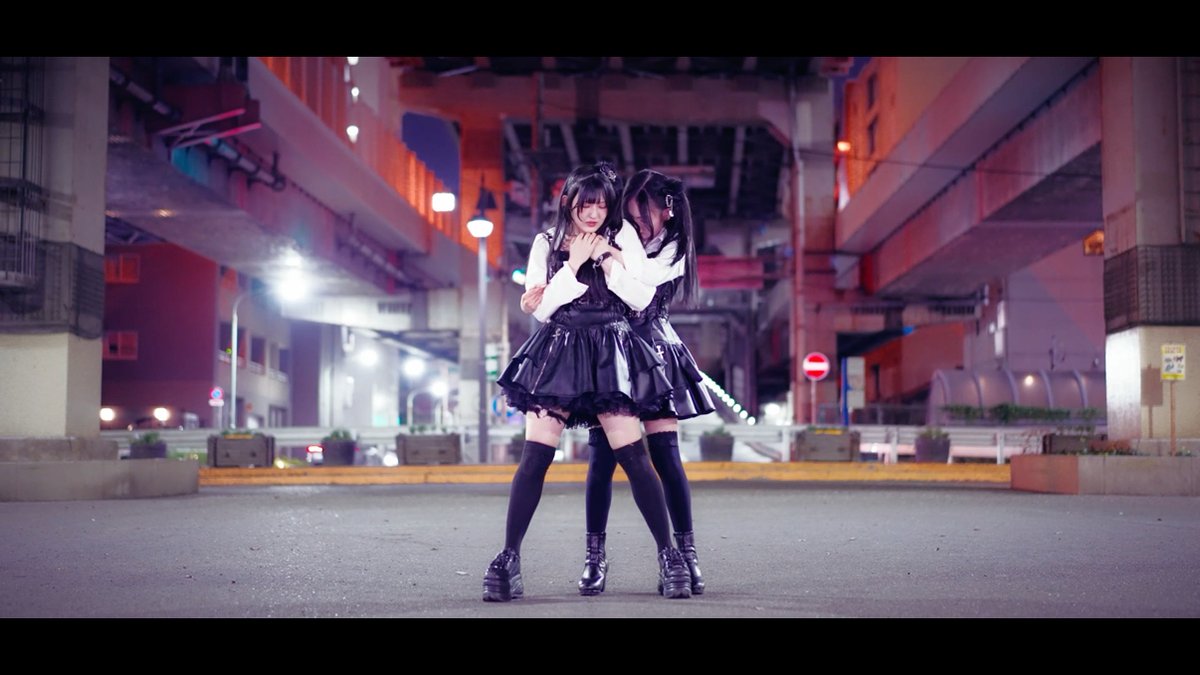 撮影編集しました。大人な雰囲気の二人も相性いいよね。全体の色合いを調整するのに何度かリテイクしたのはいい思い出。【ハガネ×楠あい】 magnet 踊ってみた【あどけな♥black】
nicovideo.jp/watch/sm452591…

#sm45259184
#ニコニコ動画