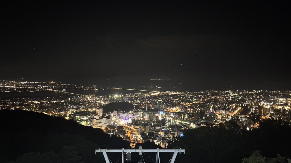 徳島リアル
徳島グルメと眉山夜景✨

ノープランでくるとこういうことあるからいいよね