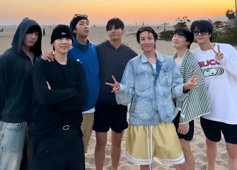 geçen sene bu zamanlar burada canla başla çalışanlar için şu fotoğrafın ne anlam ifade ettiğini tahmin bile edemezsiniz 😭