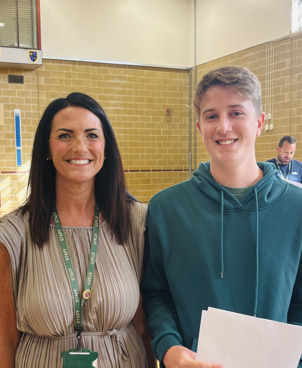 We are so proud of the results from our Year 11 cohort. Best of luck to you all for your bright futures. A special mention to Alexander Abbott who got 10 grade 9's. An outstanding achievement.