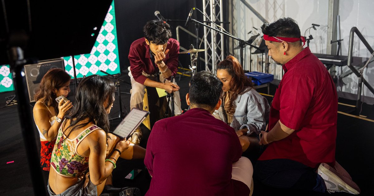 OWLWAIT's tweet photo. A powerful expression of Southeast Asia’s next-gen creativity!

From SaturdaySelects, Beans &amp; Beats, and Sing Song Social Club to UNPLUGGED SOL ft. Shakira Jasmine, RRILEY &amp; DIOR大穎.

We're proud to be part of building cultural platforms for SEA and beyond. 🌏

#Majulah2025 https://t.co/QuVJBTSUx6