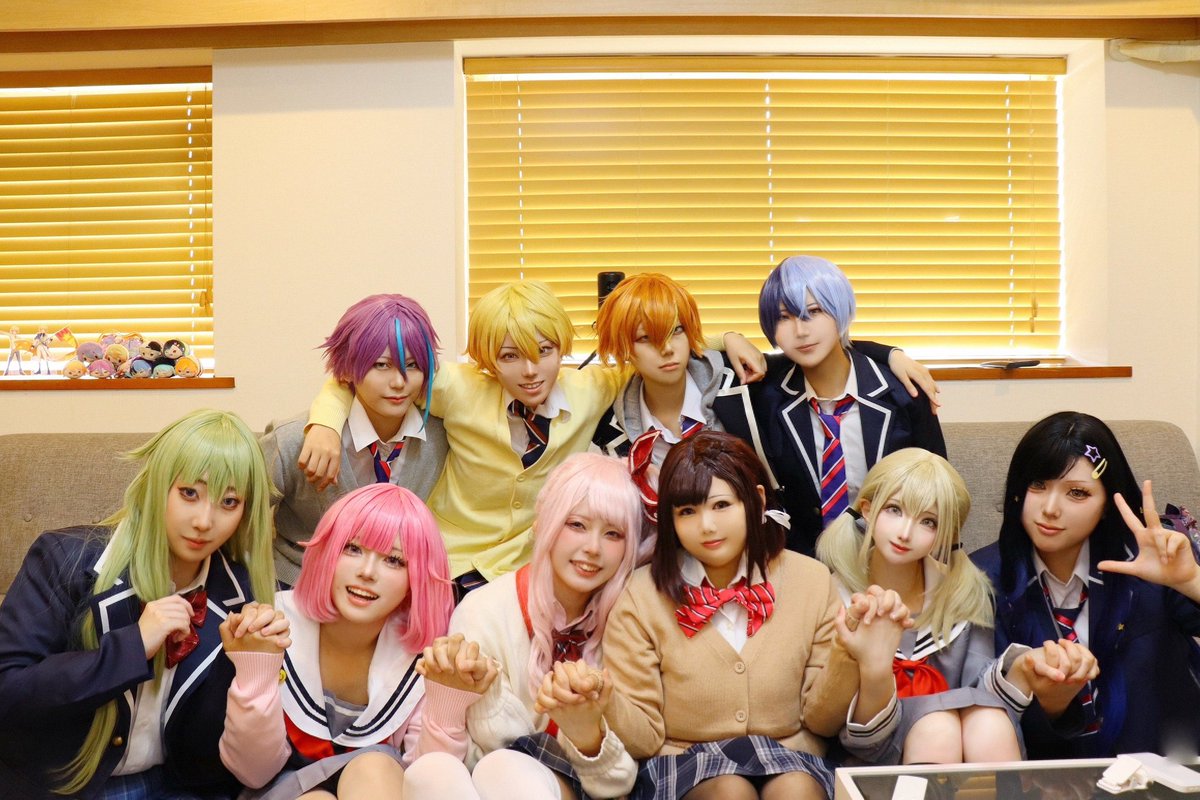 【コスプレ/cosplay】
集合写真もう1枚！みんなぎゅってしてるのもかわいいんだ本当に😭😭
#prsk_cos
#0809セカイの夏休み