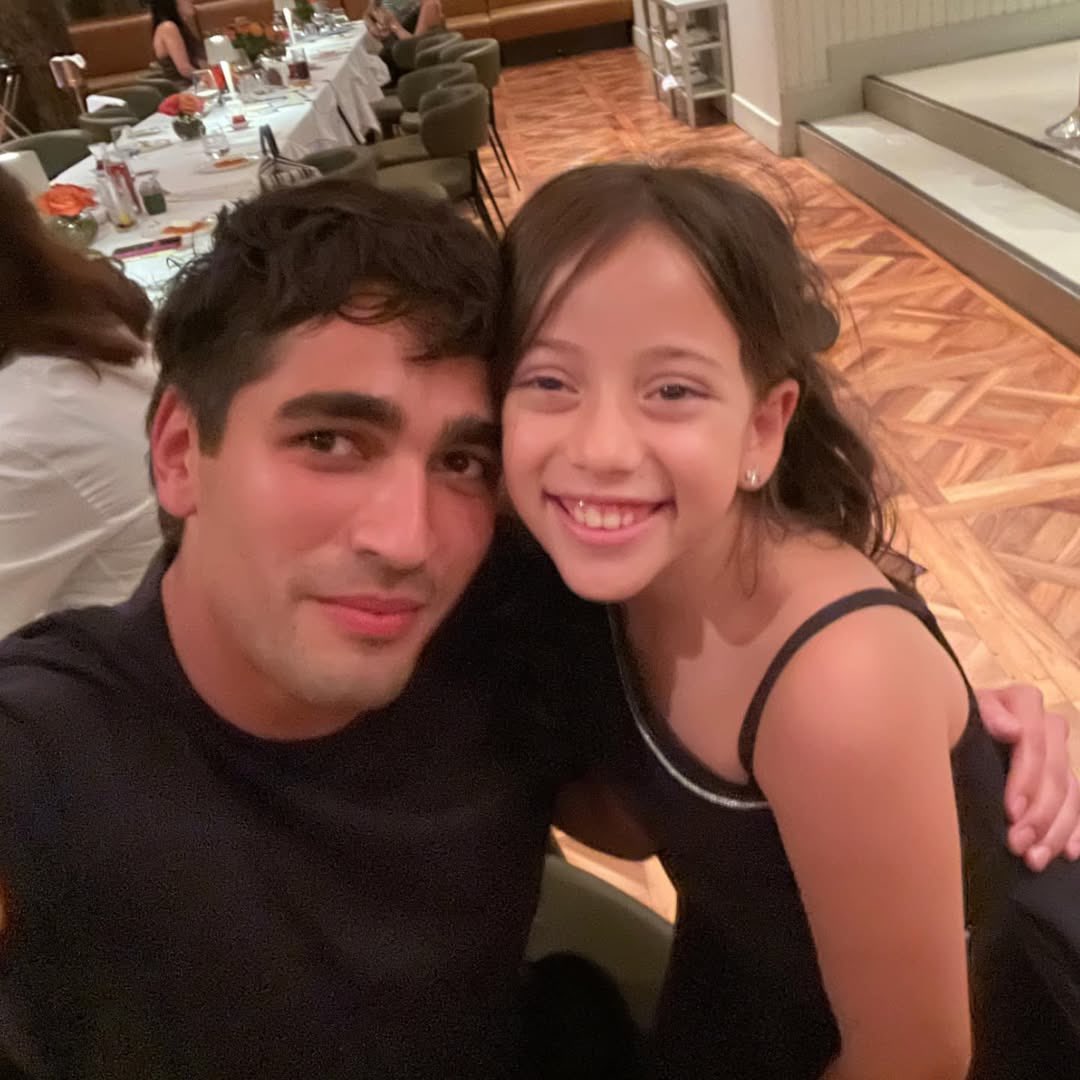 [21082025] 📲 | Ada Erma Instagram paylaşımından #MertRamazanDemir 🩷

“Veee Baran ve Lidya ☺️☺️ canım Mert abim ☺️💙”