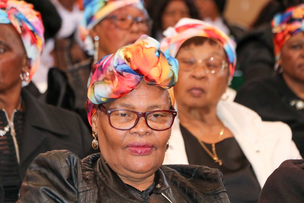 gpgSocDev's tweet image. [Underway]

Today the Department’s #WesternCorridor host Older People in a Regional Choir Festival at #Khutsong at Khutsong Civic Centre 

#ActiveAgeing #RegionalChoirFestival #ElderweCare #60PlusMatters #GrowingGautengTogether