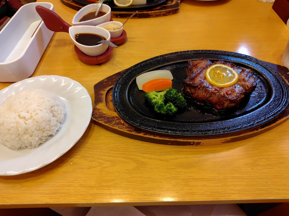 やらさせてもろうてます🍴🎤🎵