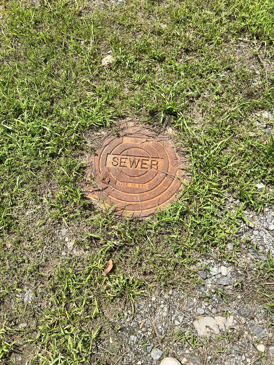 Residential Agent: BUILDABLE lot zoned duplex, ARV 1.6mil! Priced at 400k THIS WILL NOT LAST! 

Right in the middle of the lot….

Reminder: undeveloped infill lots in established cities are usually undeveloped for a reason