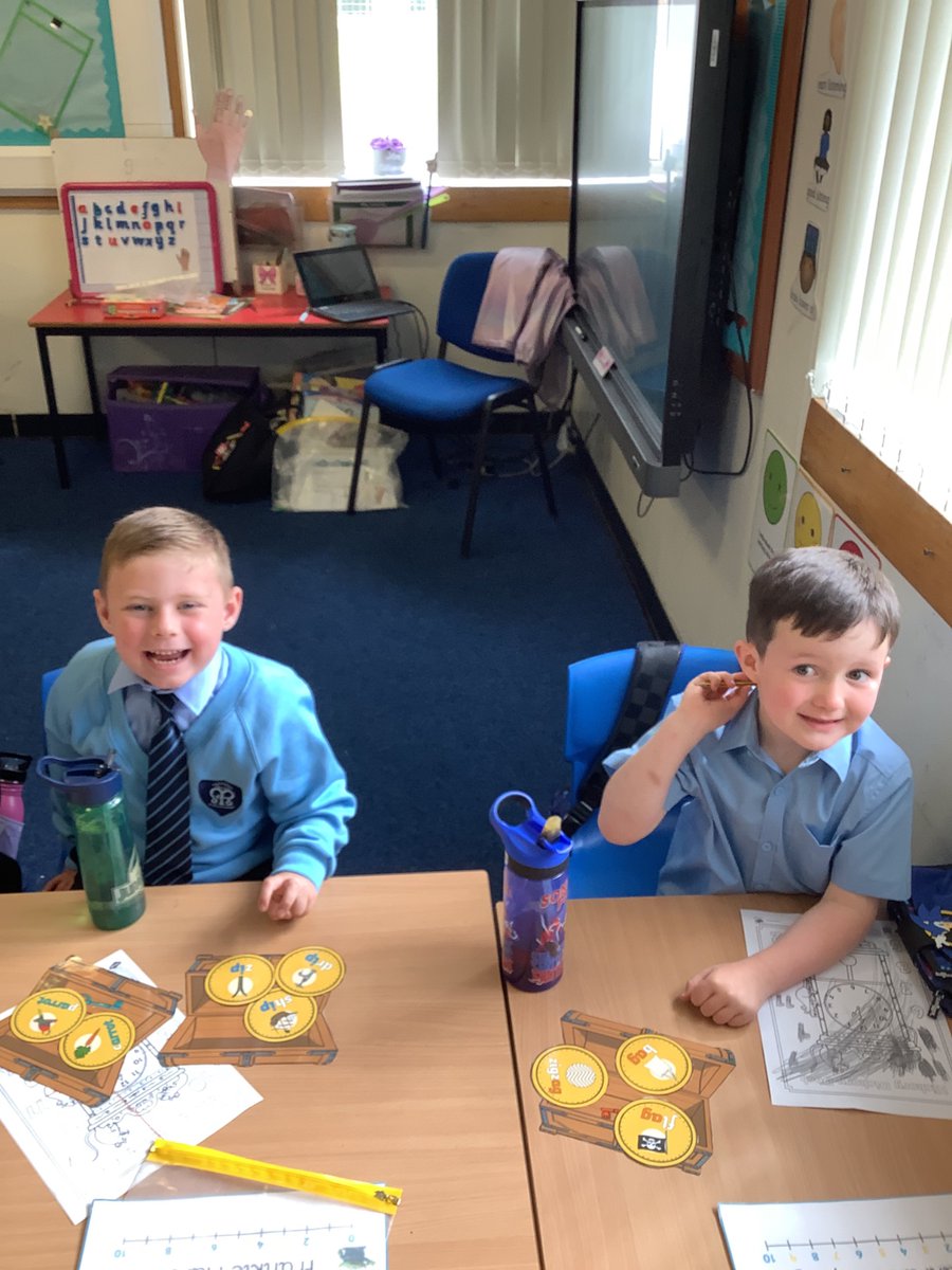 MrsCavanagh1's tweet photo. In literacy, we are currently focusing on rhyming words through nursery rhymes and play! https://t.co/aDKle07o2l