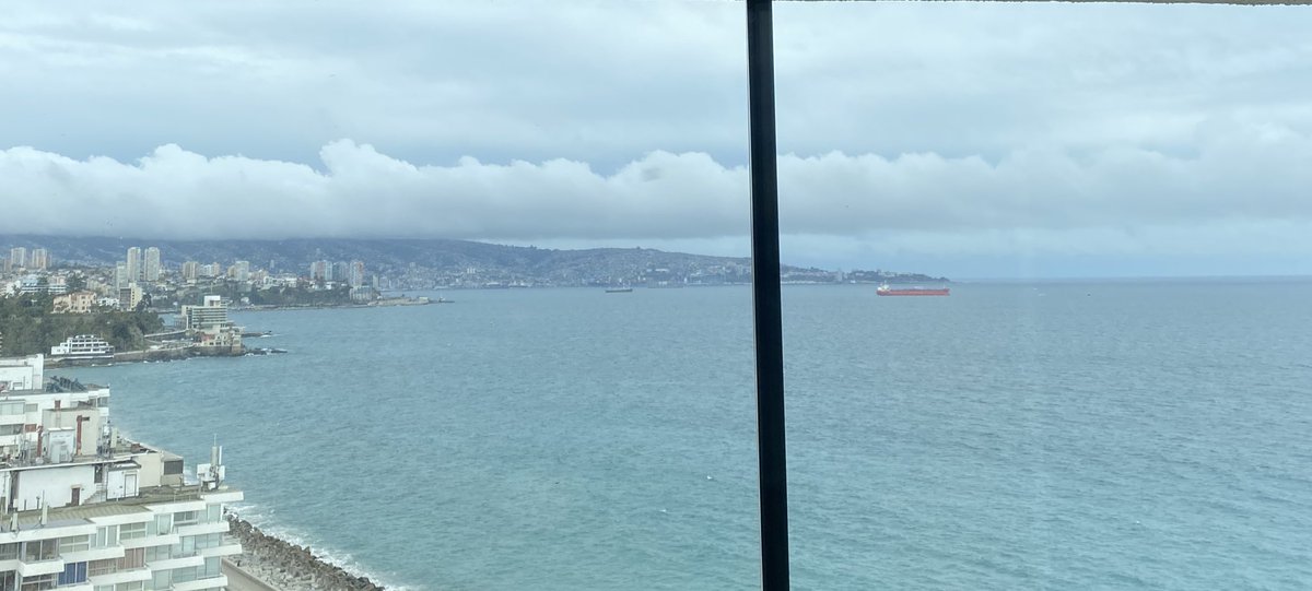 Mediodía en #VinadelMar 
☁️☁️☁️