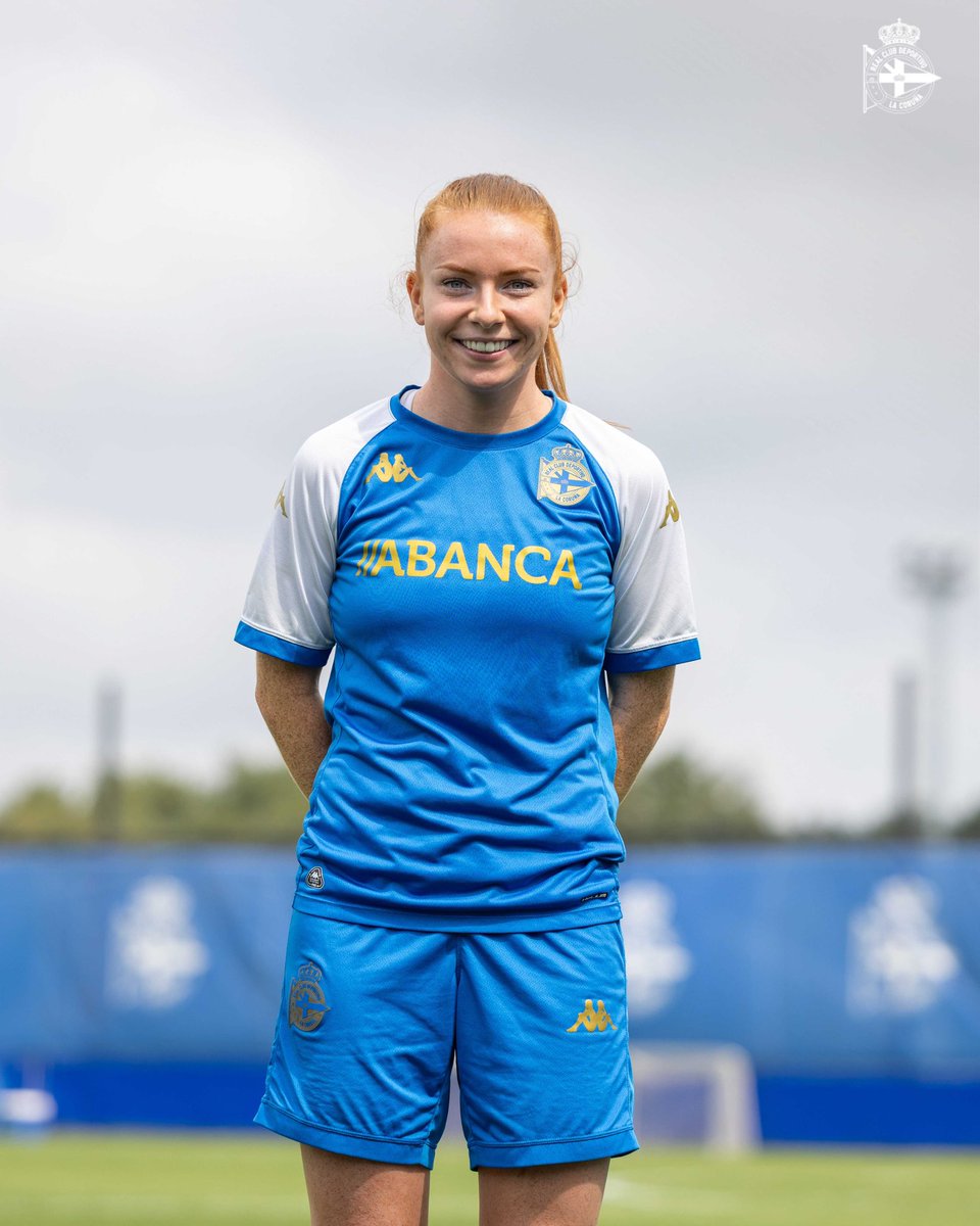 RCDeportivoFem's tweet photo. 📸 Colette Cavanagh, presentada https://t.co/19gn28Tpim