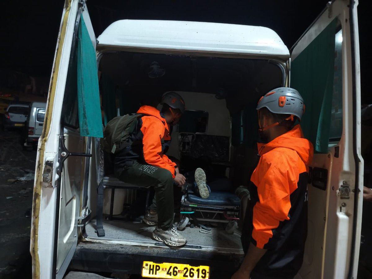 HP_SDRF's tweet photo. The commitment of our brave teams continues to uphold the spirit of service, safety, and devotion.

#ManimaheshYatra2025 #HPSDRF
@arjit_sen @CMOFFICEHP https://t.co/SSFhC0p05c
