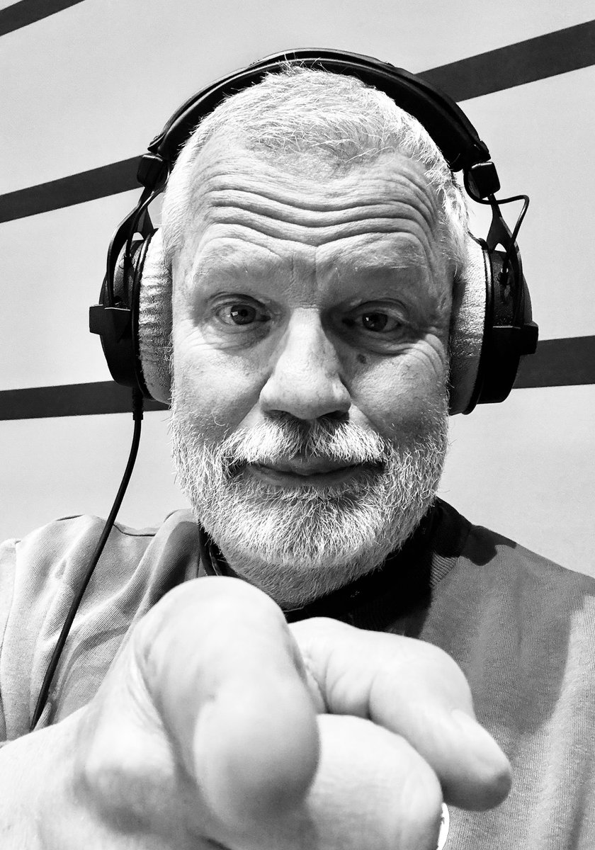 backinflow's tweet image. Zo meteen om 19.00 uur weer twee uur lekkere jazz en easy listening in de Easy Jazz Club. Voor de 208e keer.
En u bent welkom.
Laat maar in de reacties weten of u luistert. En wellicht hebben we nog een vraag voor u.
19.00 uur / omroepassen.com
Klik op Kabelkrant.