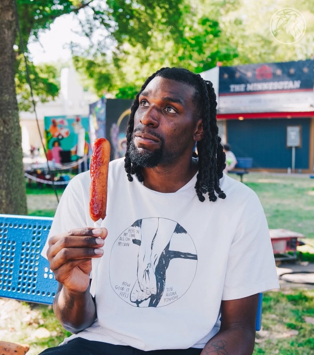 ButtaSports's tweet image. Naz Reid at the state fair is peak Minnesota