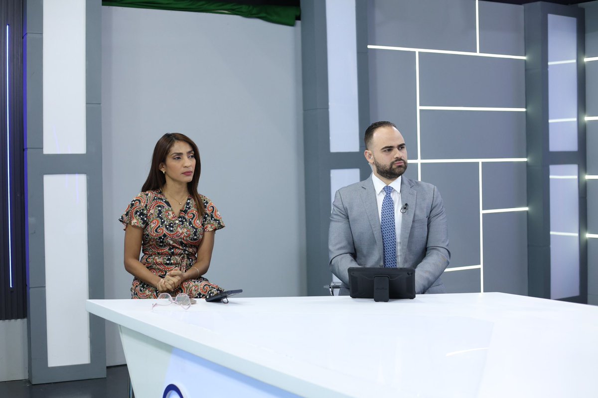 Quiero agradecer a la producción de Expreso Matutino ☀️por la invitación a formar parte de su espacio. 🙏

Ha sido una experiencia enriquecedora y me llena de gratitud el apoyo y las valoraciones de mis familiares, amigos y seguidores. 💛 

#TBT #ExpresoMatutino #RTVD <a href="/rtvd_4/">RTVD 4</a>