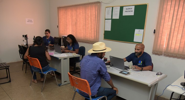 ⚖️Atendimentos itinerantes da Justiça Eleitoral do Tocantins já começaram! Confira o calendário. TRE-TO leva serviços eleitorais para diversos municípios e comunidades em todo o estado.

➡️: u.tre-to.jus.br/2SeC0